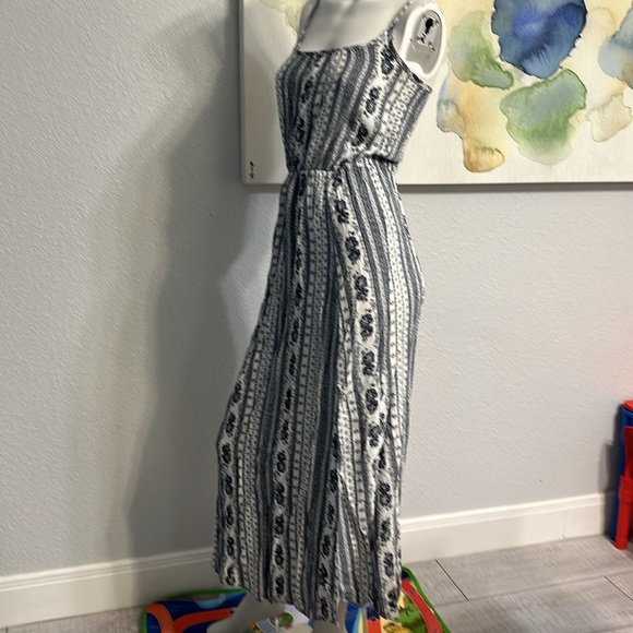 J For Justify Maxi Dress - Picture 3 of 9